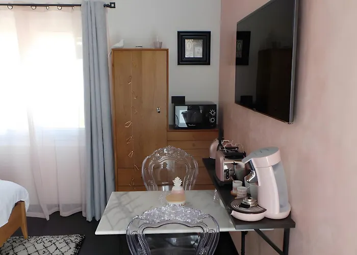 Bed & Breakfast Les Arbousiers Saint-Raphaël