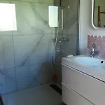 Les Arbousiers Bed & Breakfast